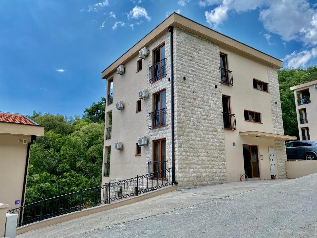 Adria Sea & Mountains Apartment Herceg Novi Ngoại thất bức ảnh