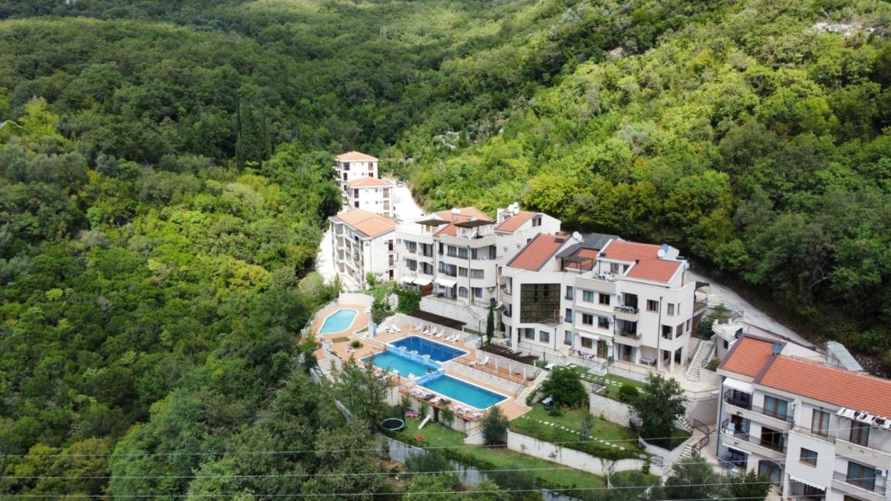 Adria Sea & Mountains Apartment Herceg Novi Ngoại thất bức ảnh
